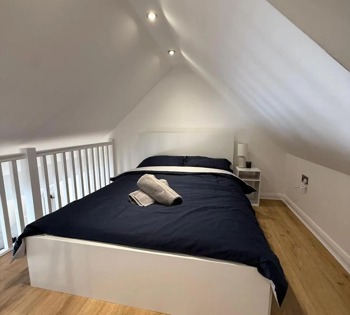 Cosy 2 Bed Cardiff Bay Retreat! Apartment